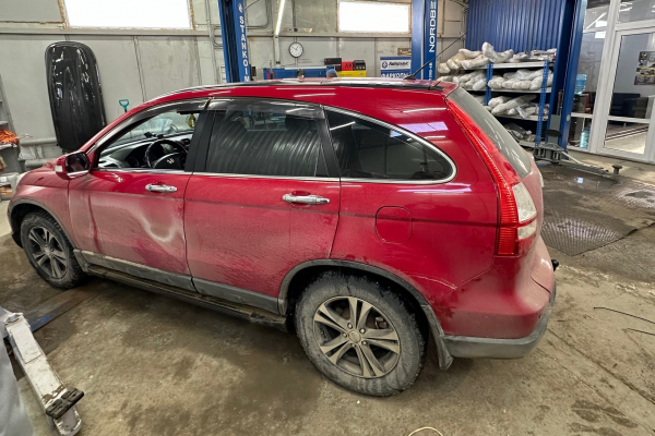 Установка фаркопа Honda CR-V